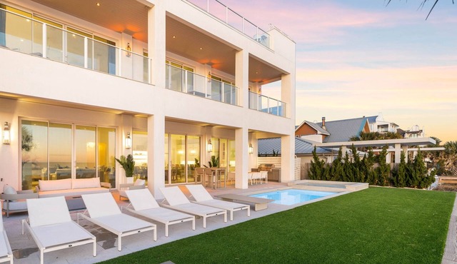 'Domus Pacis' | Two Pools, Beach Front, Next to Seaside 30A