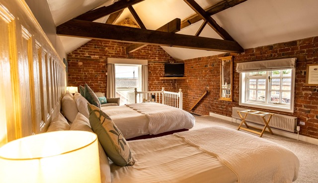 Donington Park Farmhouse Hotel