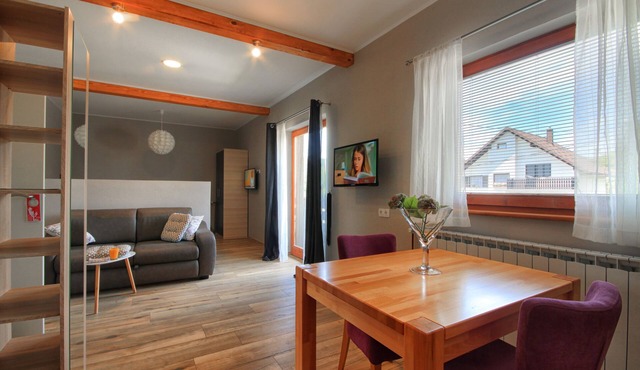 Donna Plitvice Lakes Stunning studio with balcony