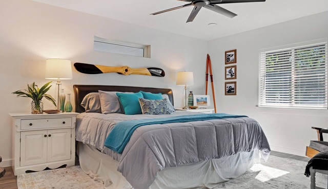 Doo-little Dwelling Charming 2 bed home in Valparaiso Fl. n