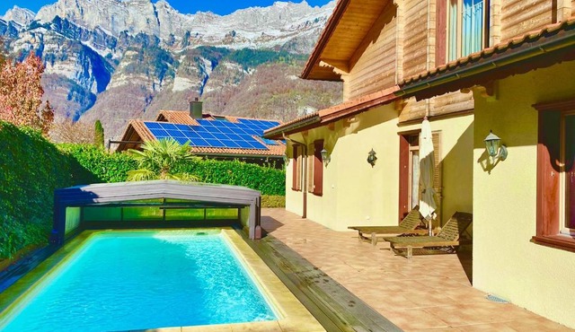 Doodle's Amazing Chalet -Walensee - Flumserberg - Churfirsten - Heidiland - Pool - Sauna