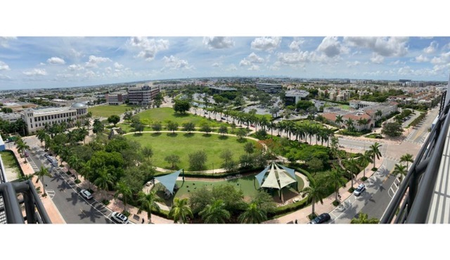Doral Best View Luxury Condo