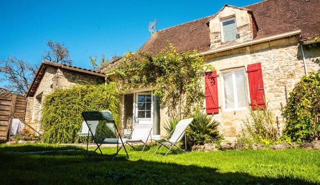 Dordogne - Beautiful cottage for 8 with a pool