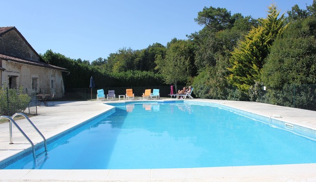 Dordogne Farmhouse with Large Private Pool