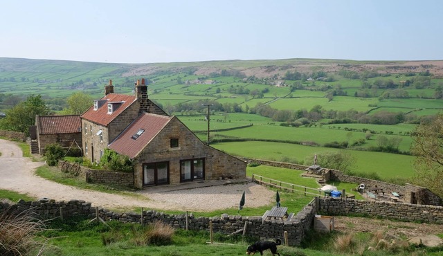 Dorm cottage for walkers/cyclists in North York Moors close to Whitby & coast