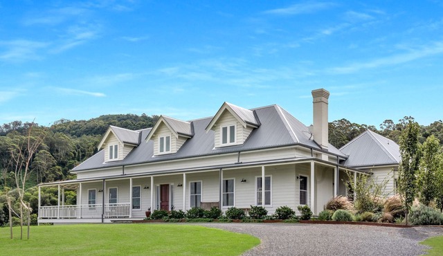 Dormy Park - A Magnificent Country Home