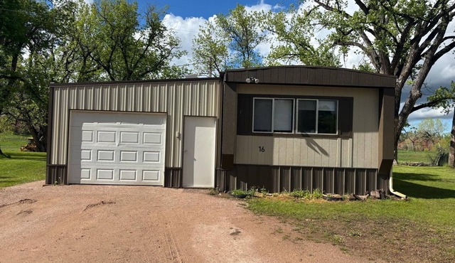 Dorothy's Hideaway, 3 Bed, 2 Bath, Near Devils Tower National Monument.
