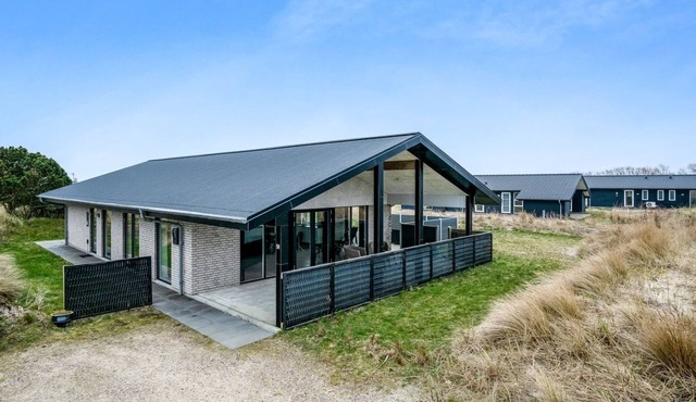 "Dorrit" - 1.2km from the sea by Interhome