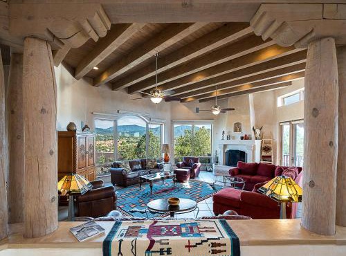 Dorthia Garden Retreat & Views