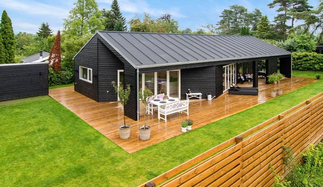 "Dorthie" - 800m from the sea by Interhome