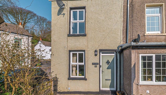 Dorys Cottage is the perfect cosy getaway for two adults and one child.