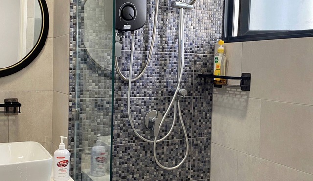 DOTS 21 Seaview High Floor Suite