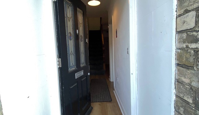 Double 5-bedroom, 2 Toilets, 1-bath, 1-shower With a Lounge and a Kitchen