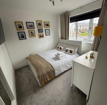 Double Bedroom With Dedicated Private Bathroom