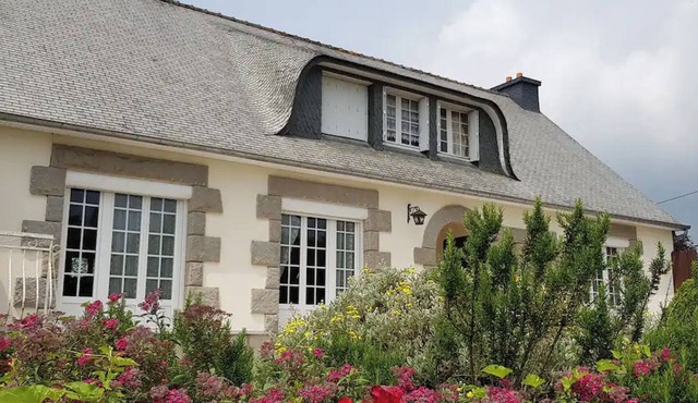Double detached house
