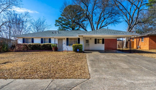 Double Diamond Rentals- Remodeled spacious 4bd-AFB