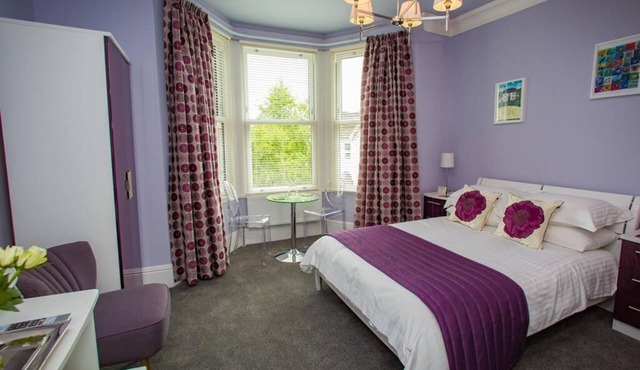 Double-Ensuite Shower-Mountain View-Tudful Studio