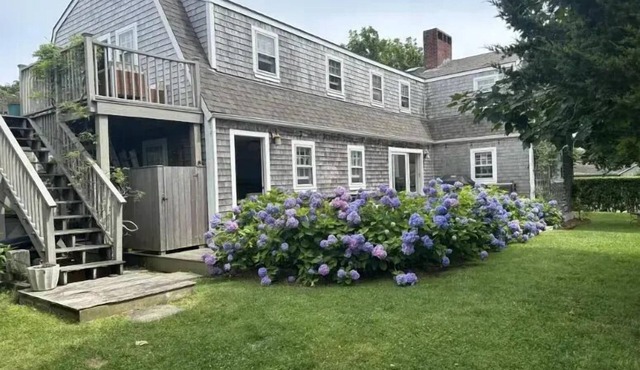 Double Happiness - Six Bedroom House, Sleeps 12