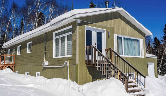 Double House - Mont-Video