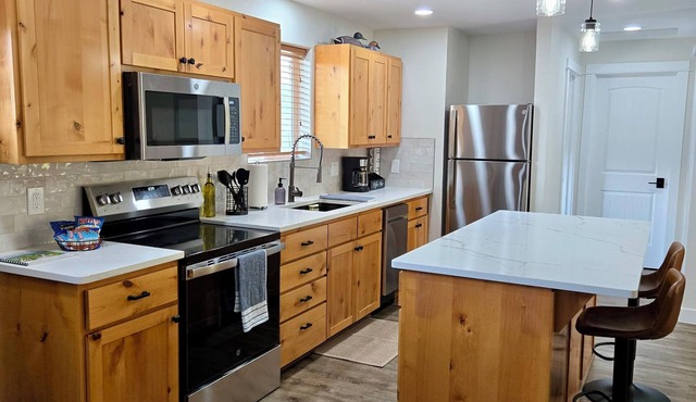 Double Master Suites, Silver Mt., Hiawatha, Cda River