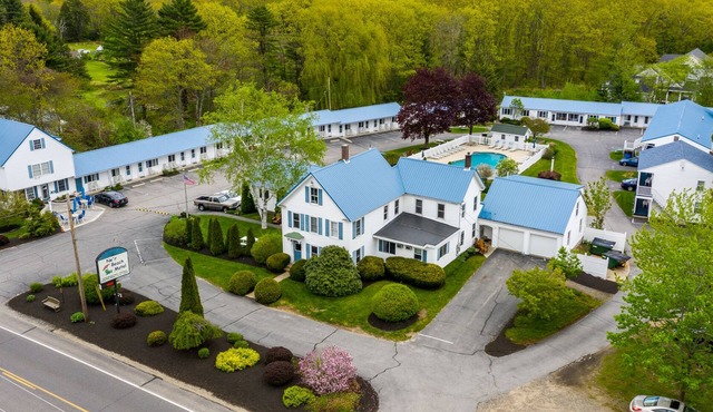 DOUBLE ROOM - 2 DOUBLE BEDS