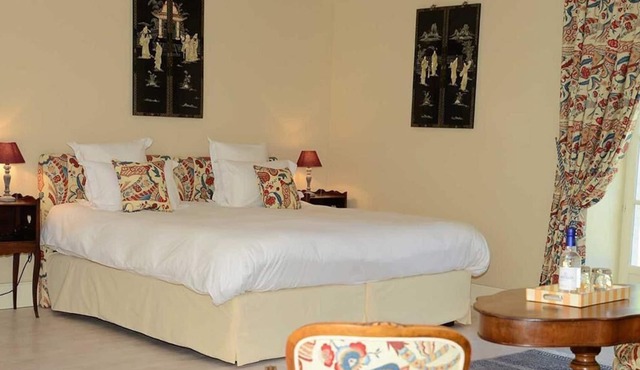 Double room-Ensuite with Bath-Garden view-Et cours