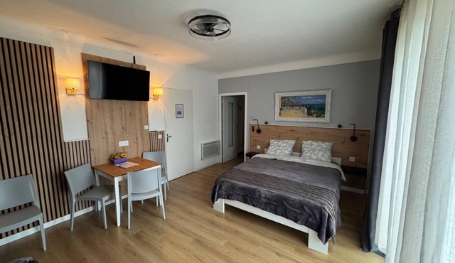 Double room for 4 guests with 25m² in Castellane (264542)