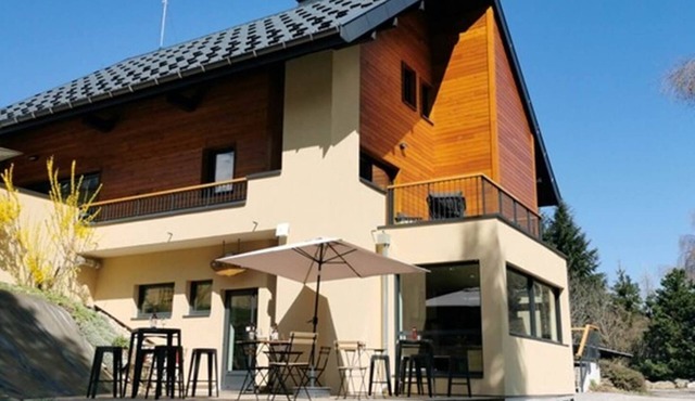 Double room in a hostel in the heart of Val de Tamié. Single beds.