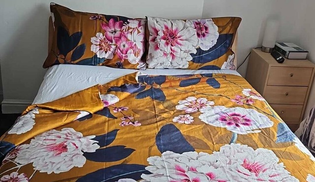 Double room in charming house. Secured with WiFi in Meden Vale, Mansfield.