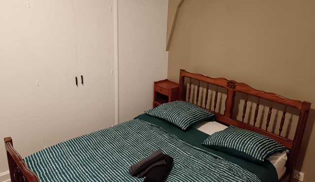 Double room in Ty Coz in downtown Carhaix