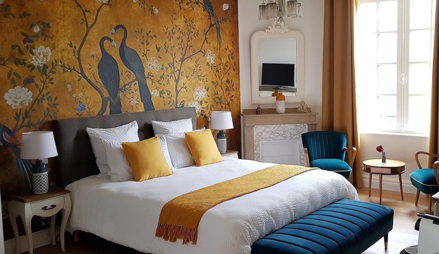 Double room-Oversized-Ensuite with Shower-Park view