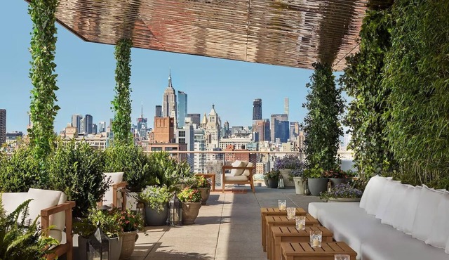 Double Room, Public - NY, Chic Atmosphere, Artspace, Steps from Central Park