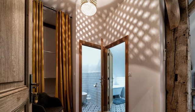 Double room-Superior-Ensuite with Bath-Park view-3