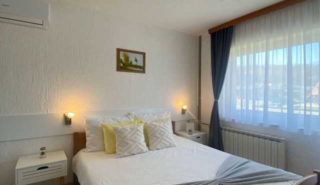 Double room with double bed 2