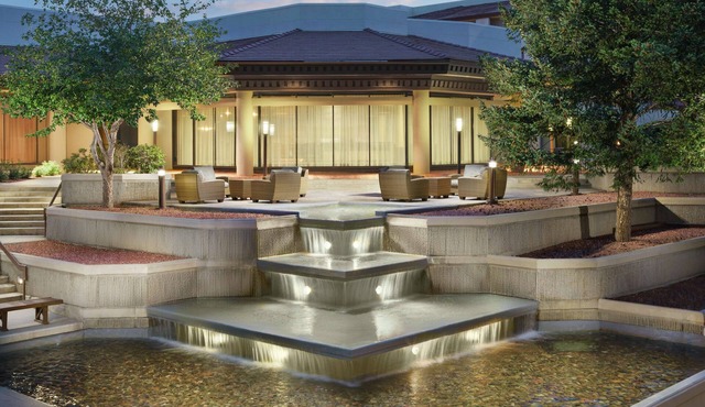 DoubleTree by Hilton Colorado Springs