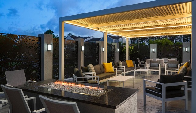 DoubleTree by Hilton Brunswick