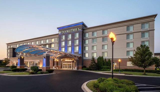 DoubleTree by Hilton Chicago Midway Airport, IL