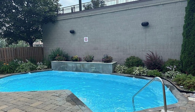 DoubleTree by Hilton Quebec Resort