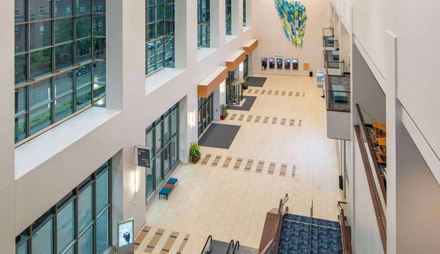 Doubletree by Hilton Cedar Rapids Convention Complex