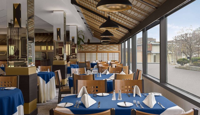 DoubleTree by Hilton Fort Lee - George Washington Bridge