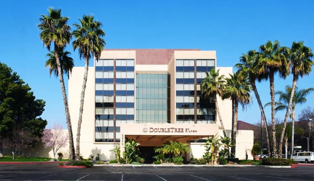 DoubleTree by Hilton Fresno Convention Center