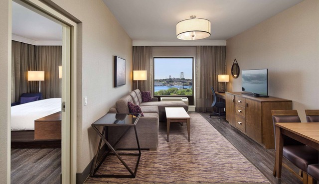 Doubletree by Hilton Halifax Dartmouth