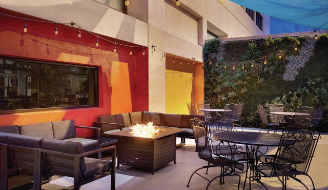 DoubleTree by Hilton Hotel Albuquerque