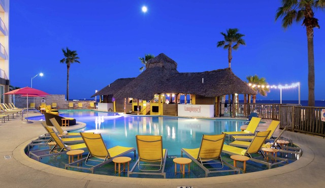 DoubleTree by Hilton Hotel Galveston Beach