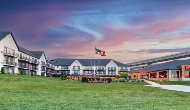 DoubleTree by Hilton Hotel Port Huron