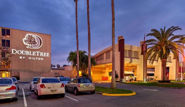 DoubleTree by Hilton Hotel Tampa Airport-Westshore