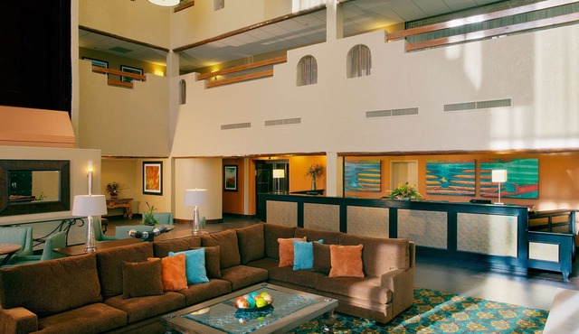 DoubleTree by Hilton Hotel Santa Fe