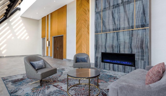 DoubleTree by Hilton Kingston