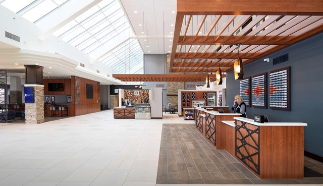 DoubleTree by Hilton Madison East