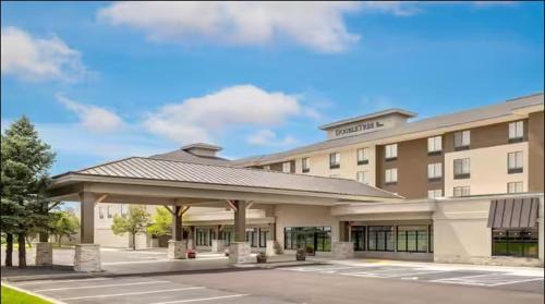 DoubleTree by Hilton Owatonna